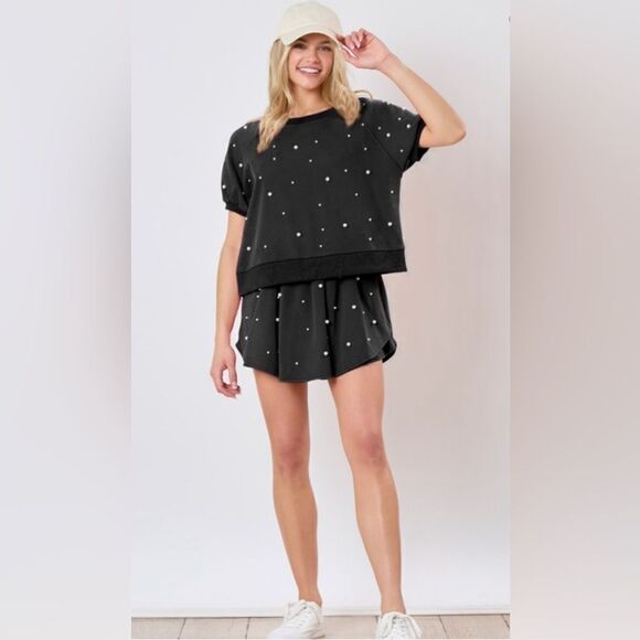 077. PEARL EMBELLISHED TERRY SKORT- BLACK - Picture 2 of 2